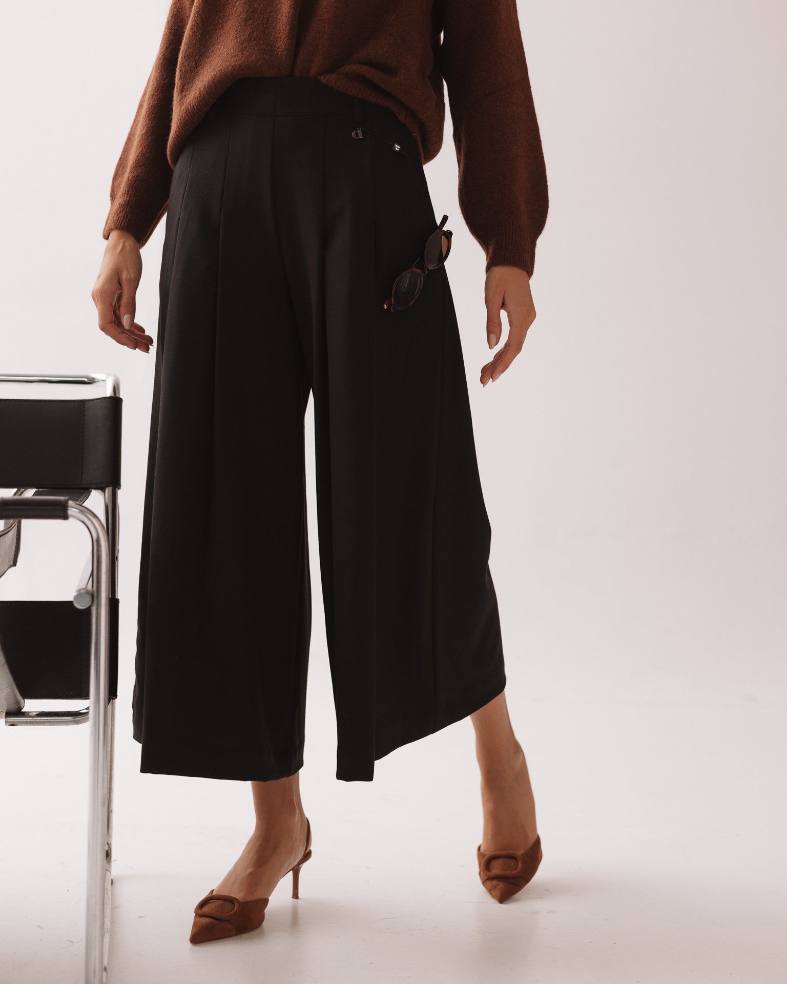 Pantalone Nero Largo Cropped – Rever Moda Design